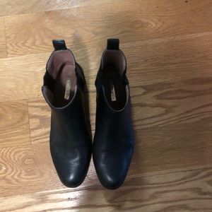 Cute flat black booties - worn twice!